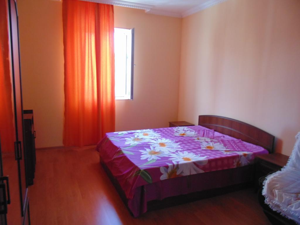 Apartment Merabi Batumi Pokoj fotografie